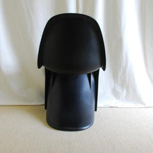 Mod Made S Shape Chair