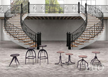Zuo Plato Stool